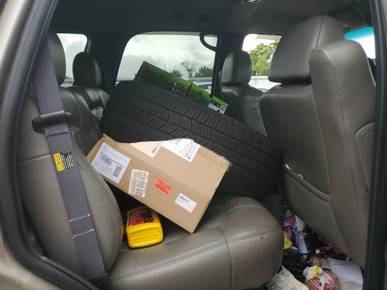 1GNEK13ZX2J315778 2002 Chevrolet Tahoe K1500