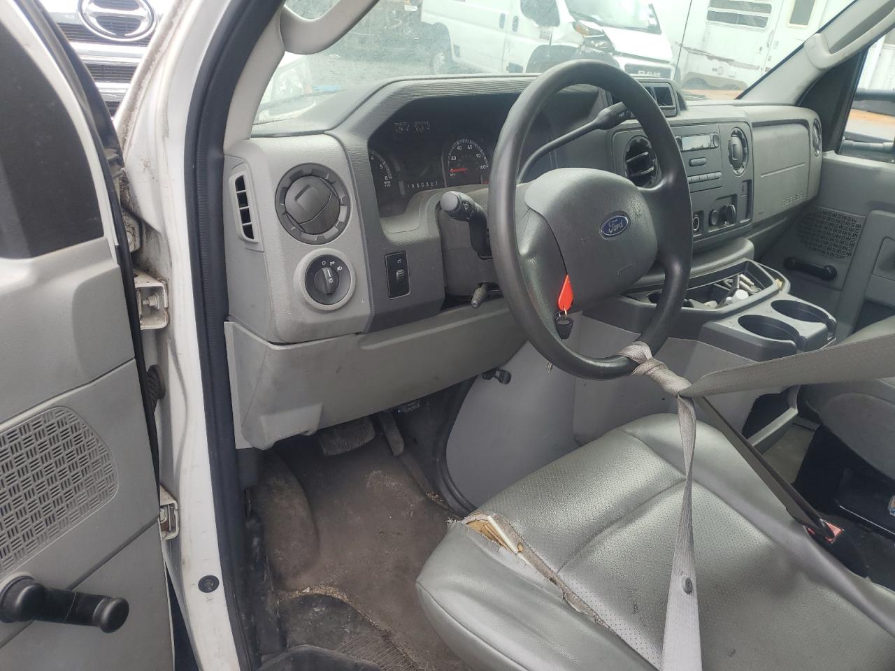 2010 Ford Econoline E450 Super Duty Cutaway Van VIN: 1FDXE4FS6ADA99834 Lot: 63759854