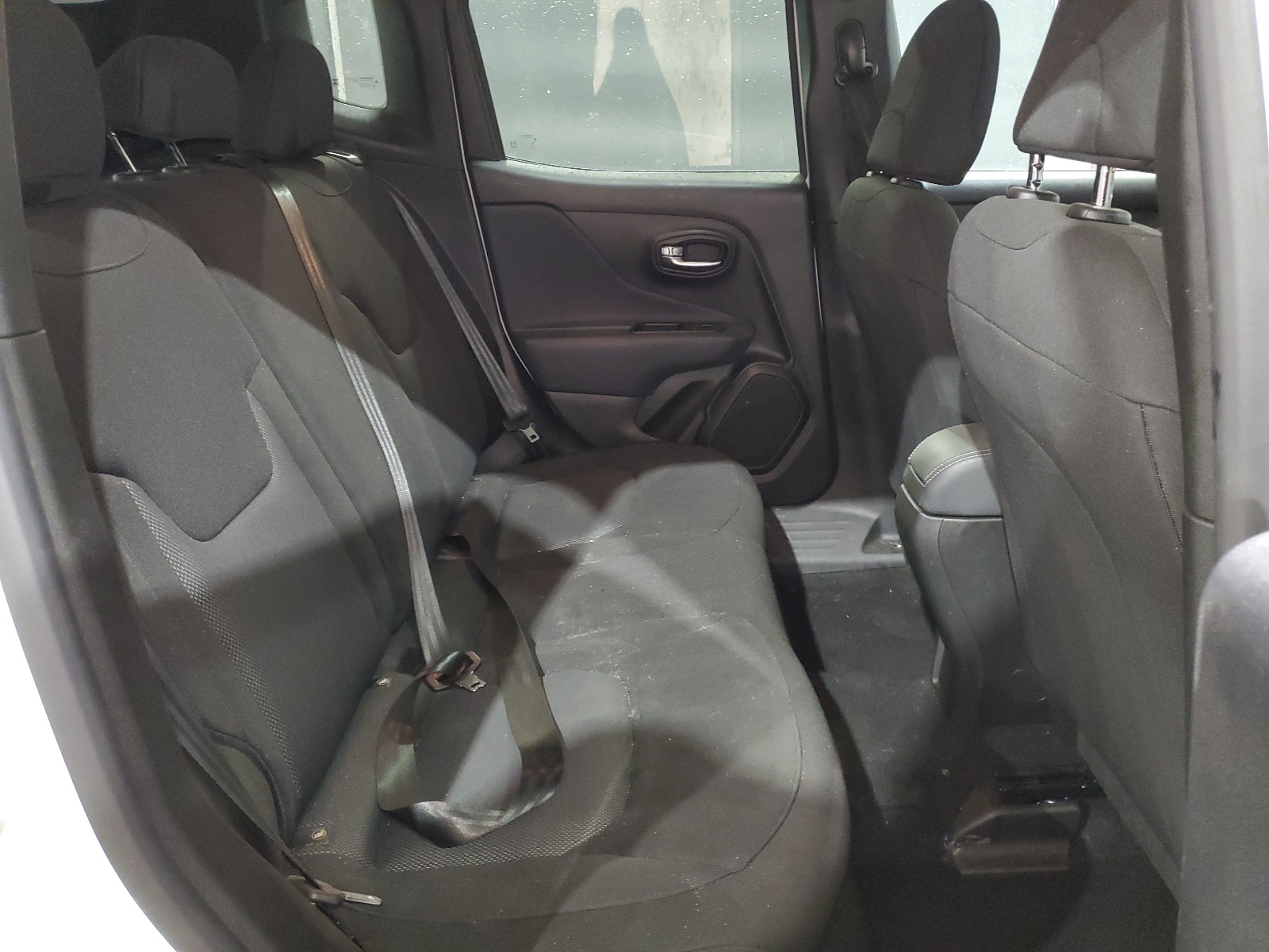 ZACNJDA11NPP00321 2022 Jeep Renegade Sport