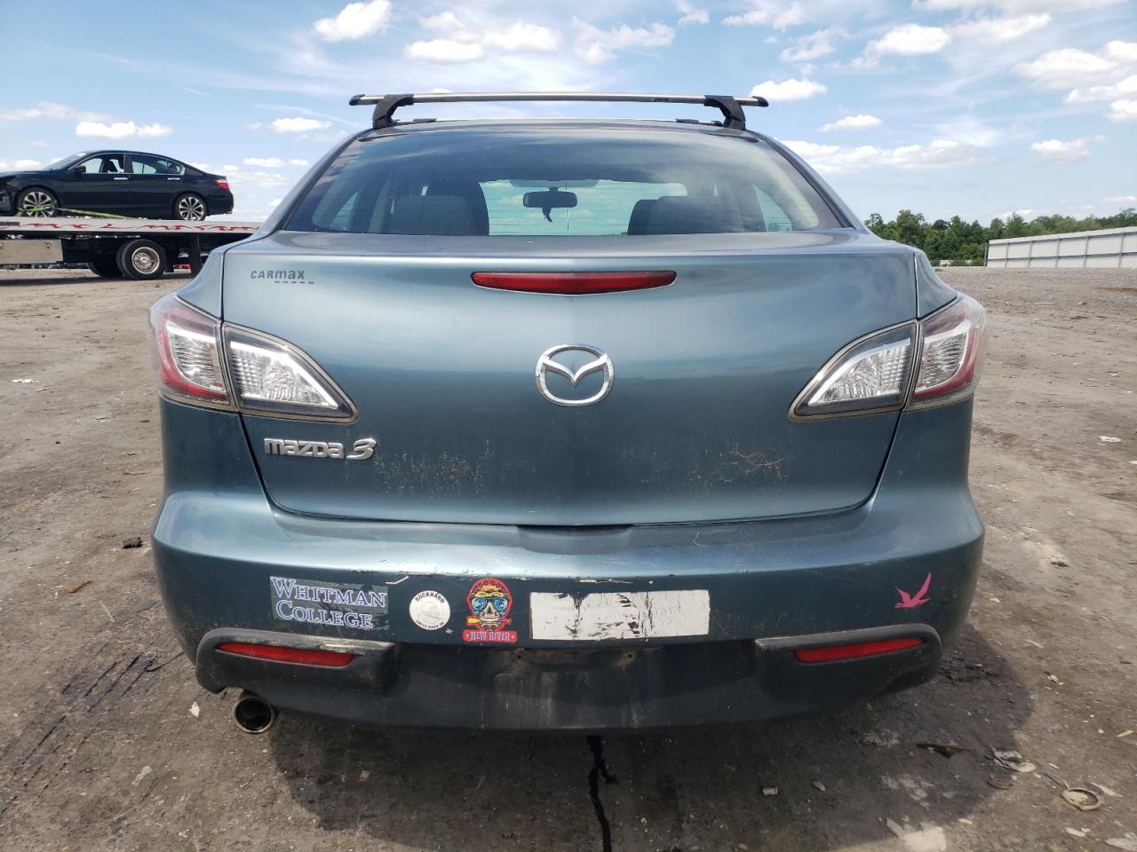 2011 Mazda 3 I VIN: JM1BL1VG8B1438063 Lot: 62531984