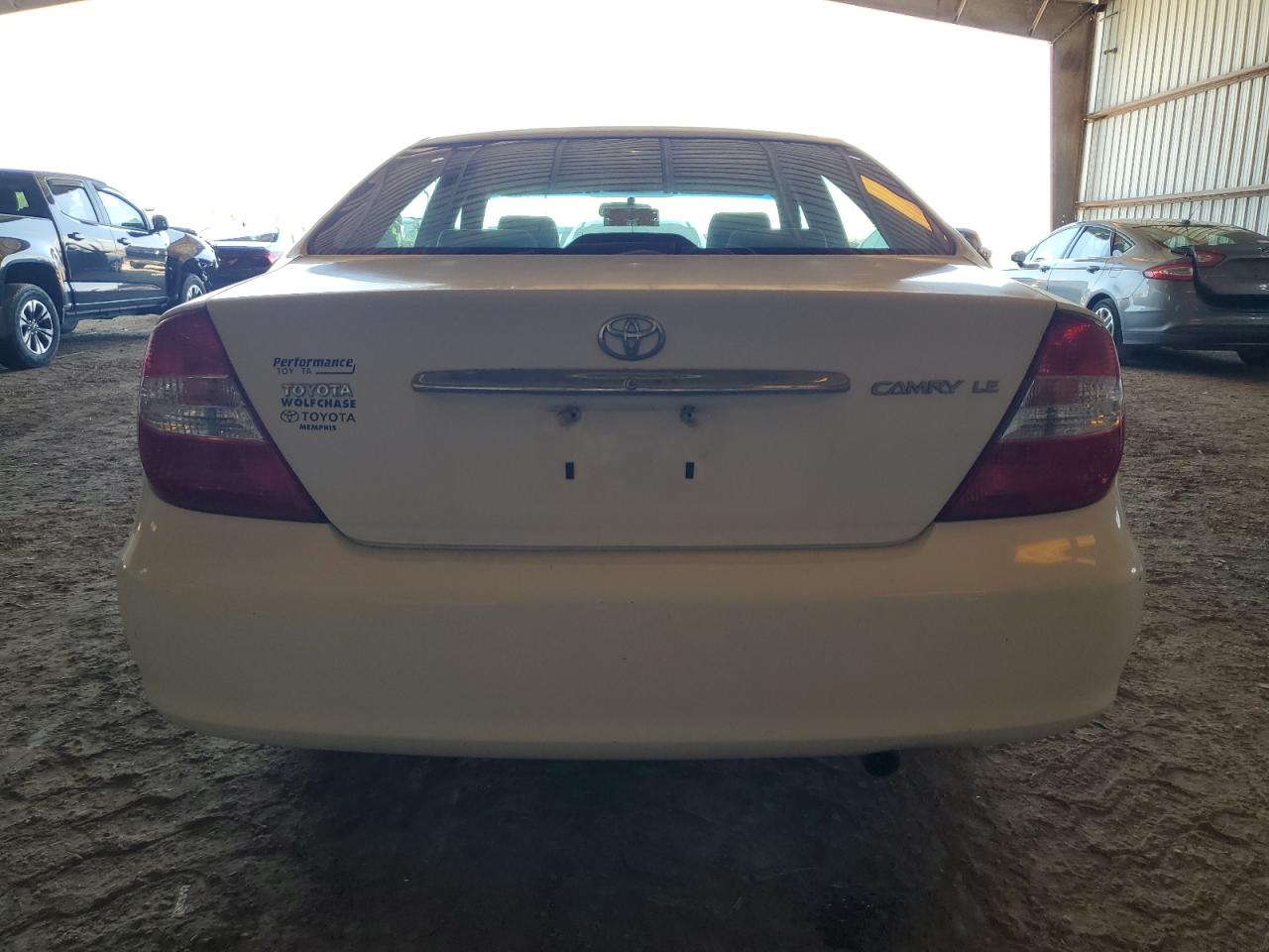 2004 Toyota Camry Le VIN: 4T1BE32K74U266054 Lot: 62676684
