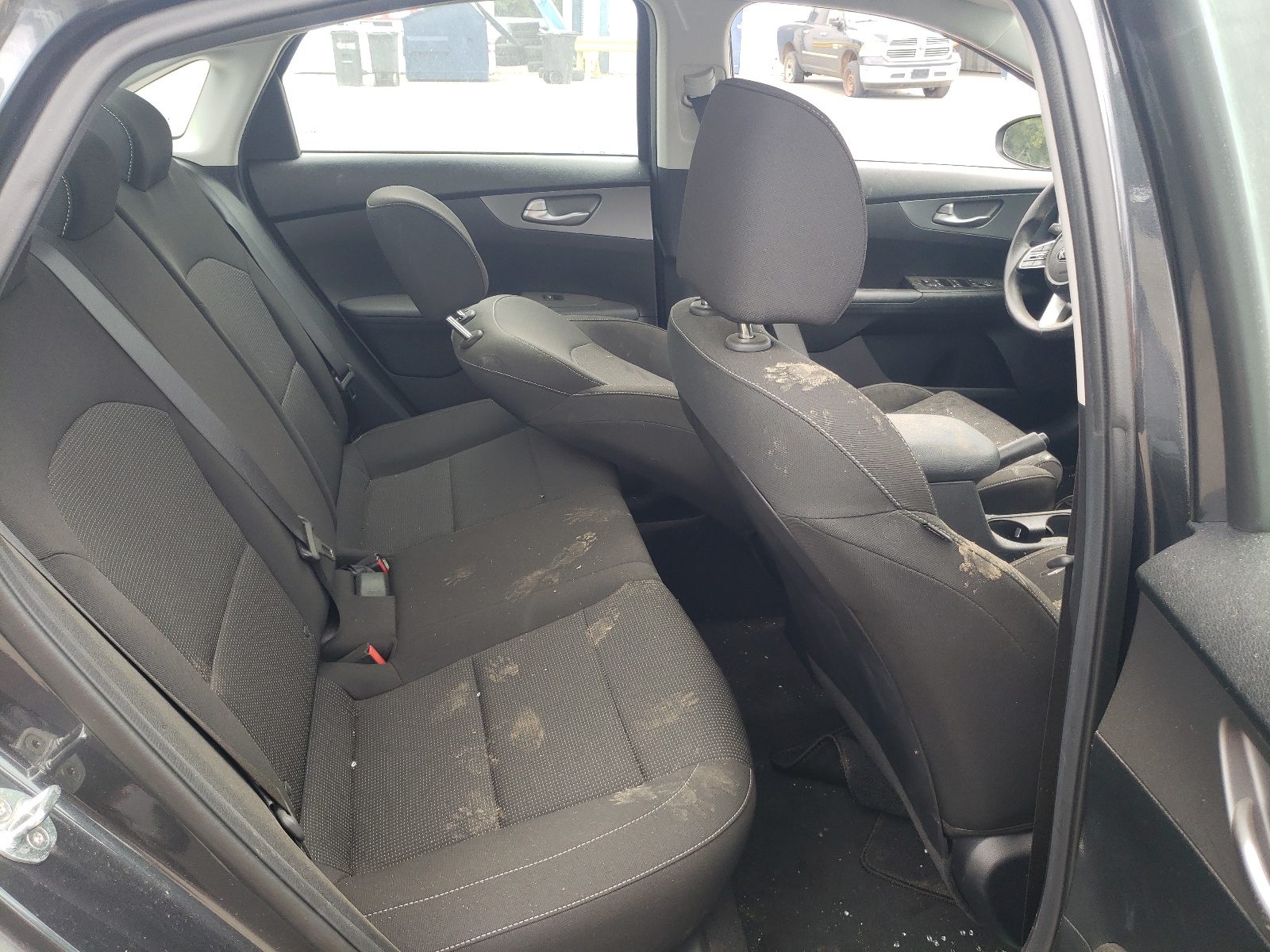 3KPF24AD3KE125517 2019 Kia Forte Fe