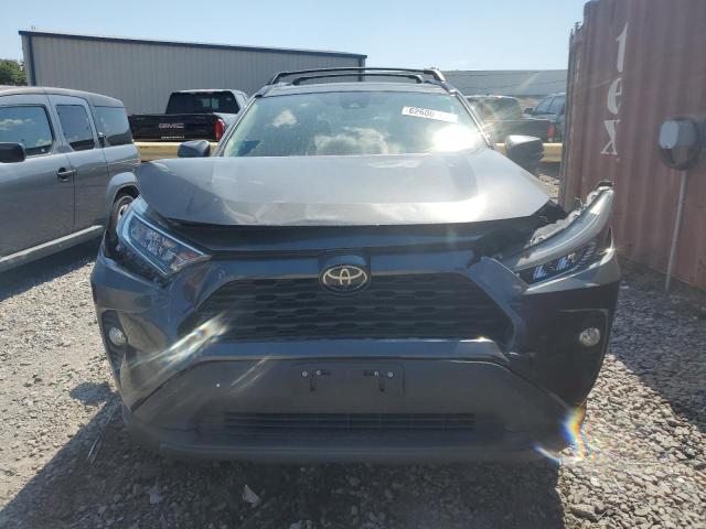 2T3C1RFV4KC027557 | 2019 Toyota rav4 xle premium