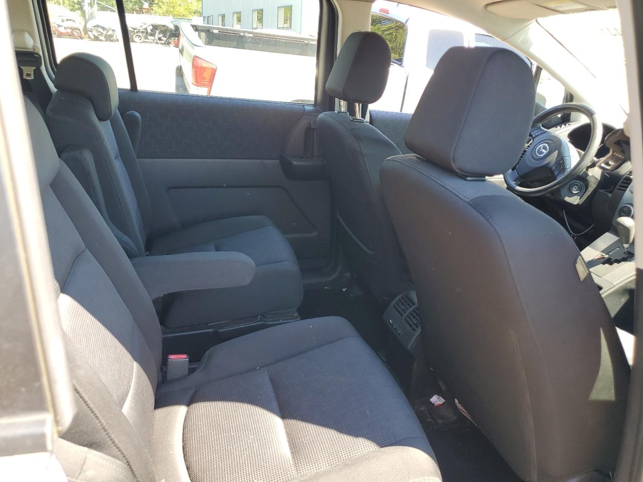 2009 Mazda 5 VIN: JM1CR293390355186 Lot: 62464414