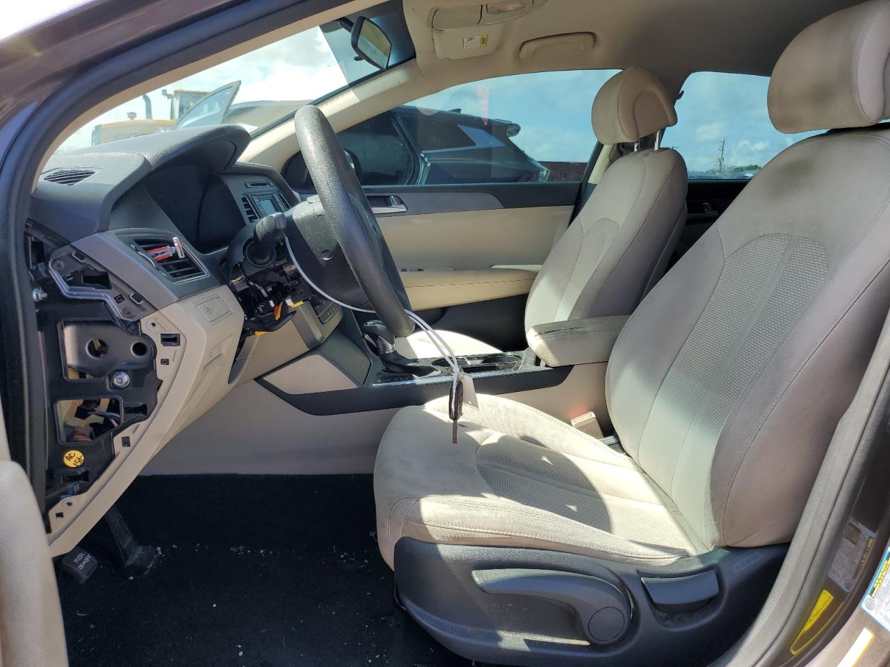 2015 Hyundai Sonata Se VIN: 5NPE24AF8FH208956 Lot: 65756234