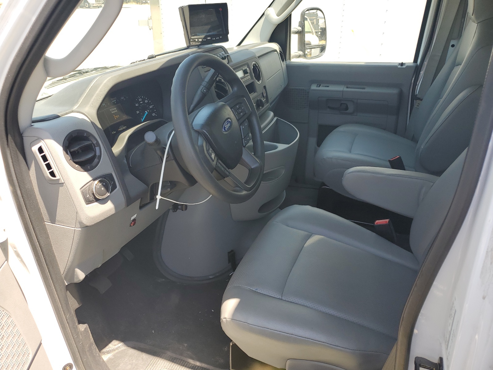 1FDWE3FK0PDD21105 2023 Ford Econoline E350 Super Duty Cutaway Van