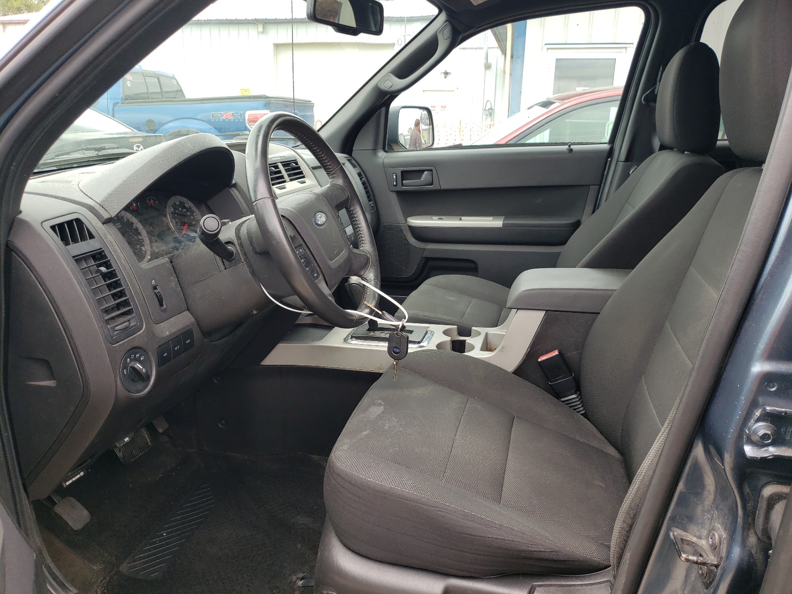 1FMCU0D72AKA45581 2010 Ford Escape Xlt