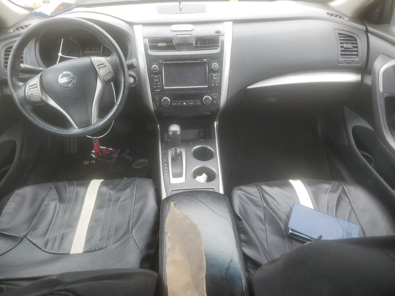 2015 Nissan Altima - Image 8