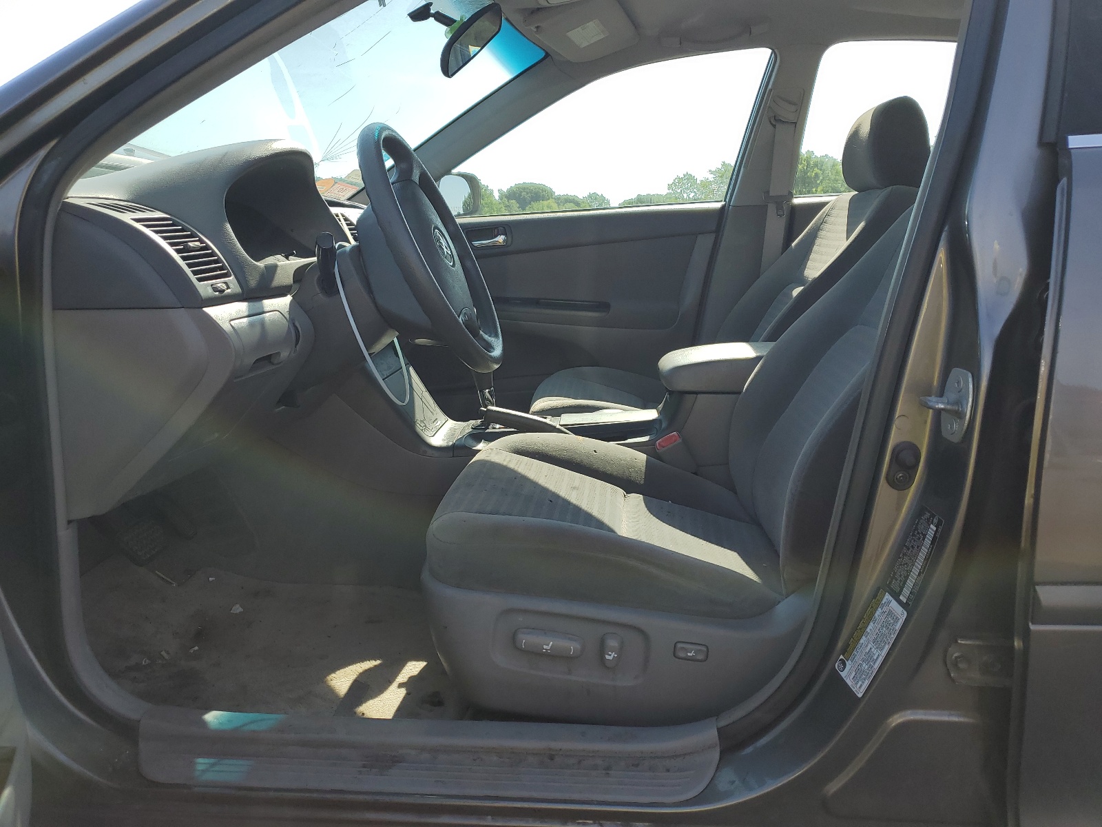 4T1BE32K85U976288 2005 Toyota Camry Le