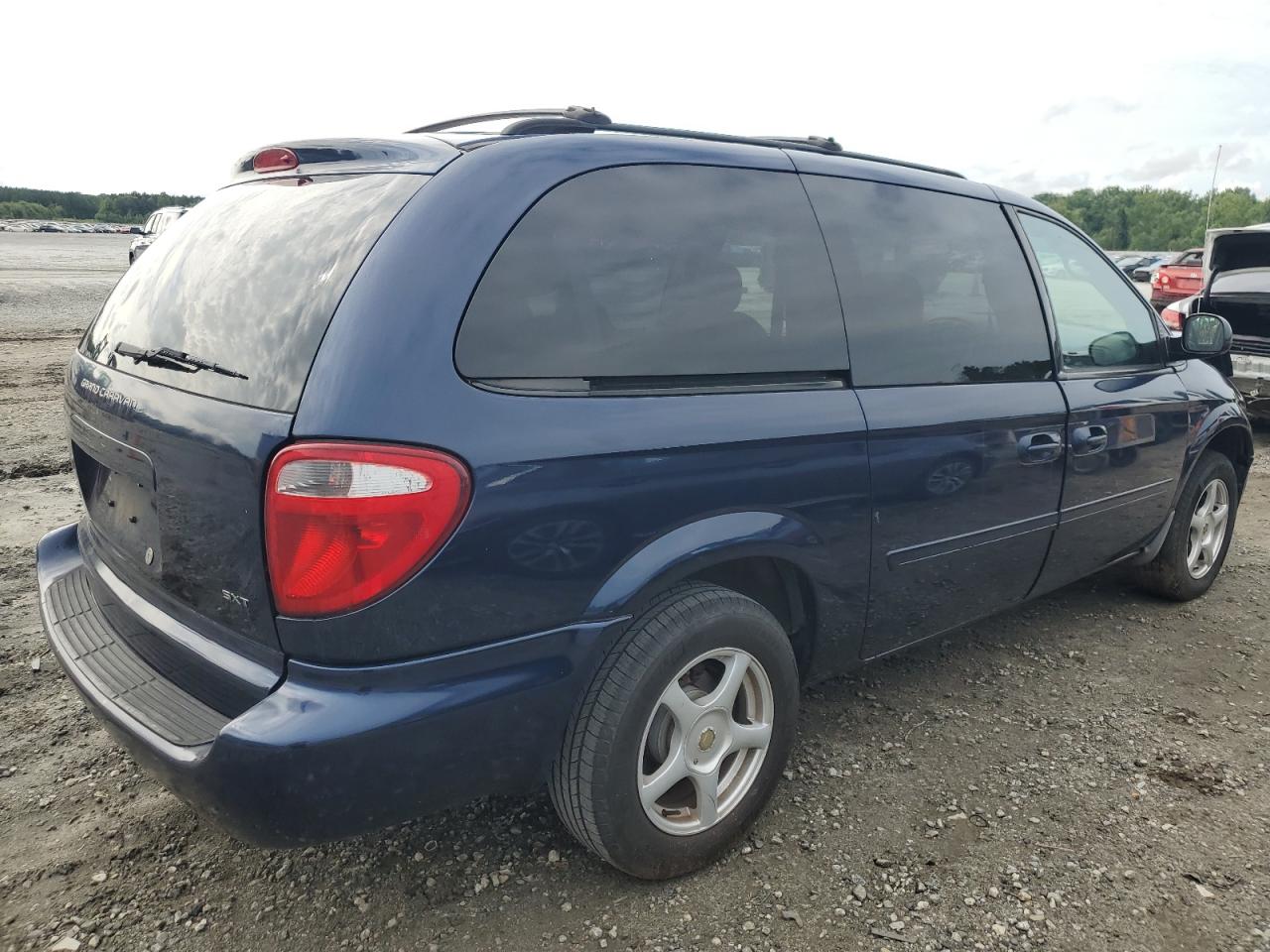 2006 Dodge Caravan - Image 3
