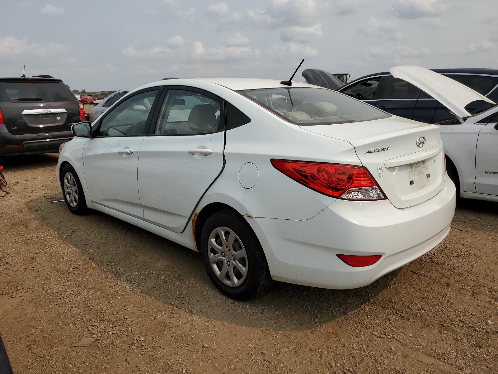 2013 Hyundai Accent Gls vin: KMHCT4AE3DU335334