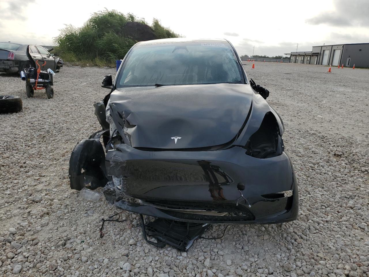 VIN 7SAYGDED6RA301033 2024 TESLA MODEL Y no.5