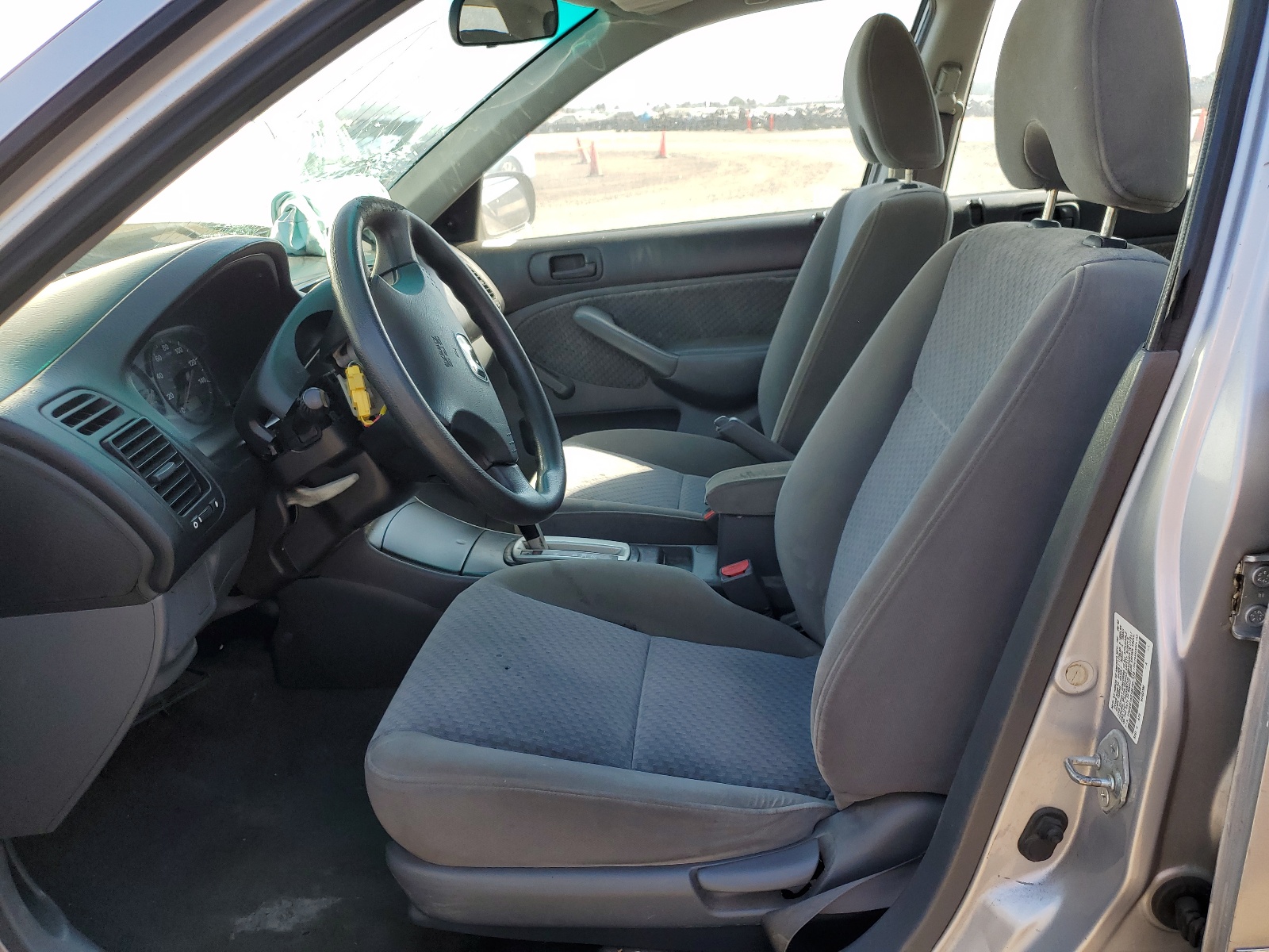 1HGES16314L001915 2004 Honda Civic Dx Vp