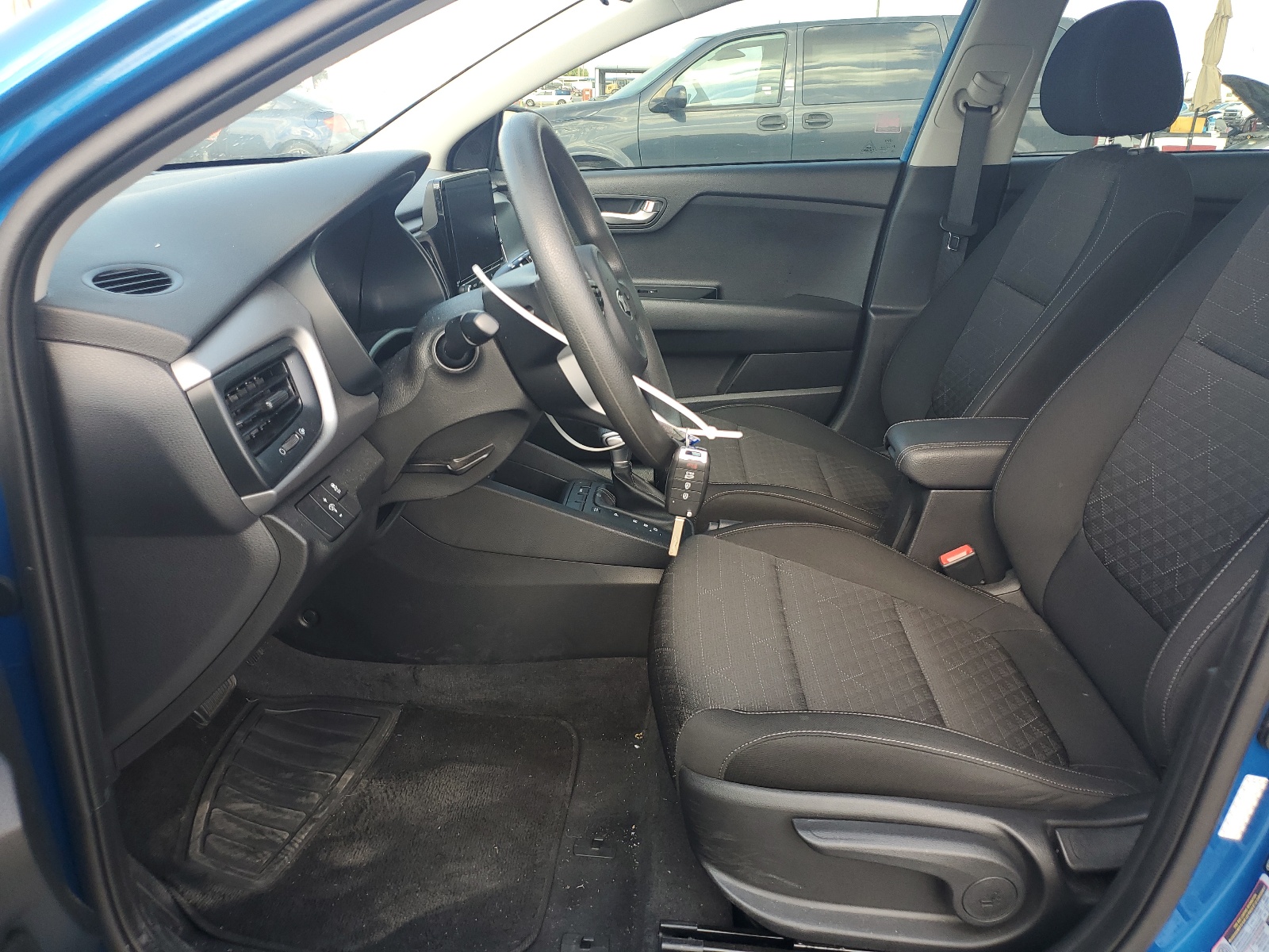 3KPA24AD1ME379479 2021 Kia Rio Lx