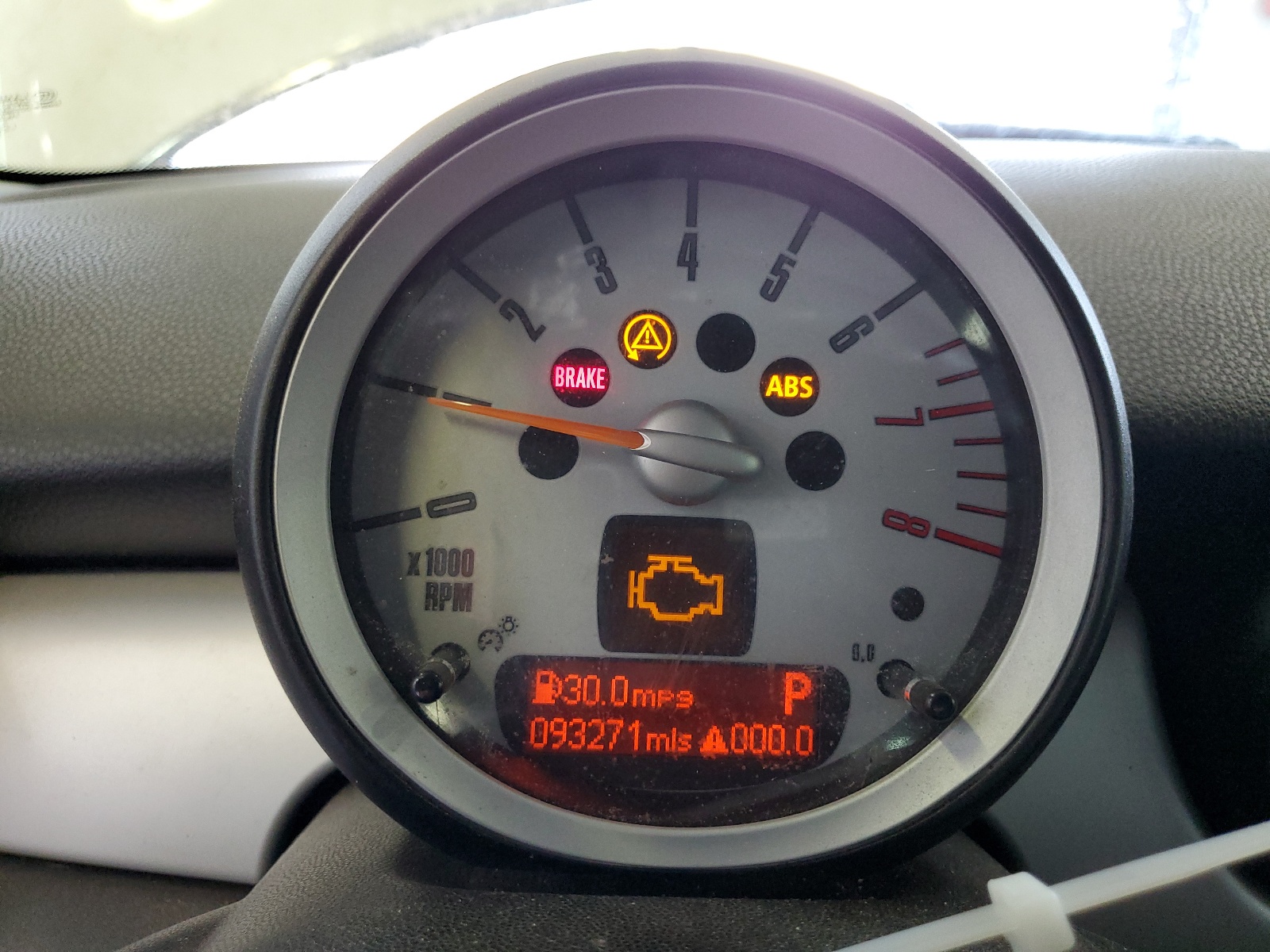 WMWMF3C57ATZ22206 2010 Mini Cooper