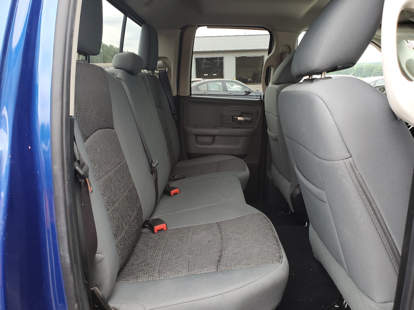 1C6RR7GT0FS616257 2015 Ram 1500 Slt