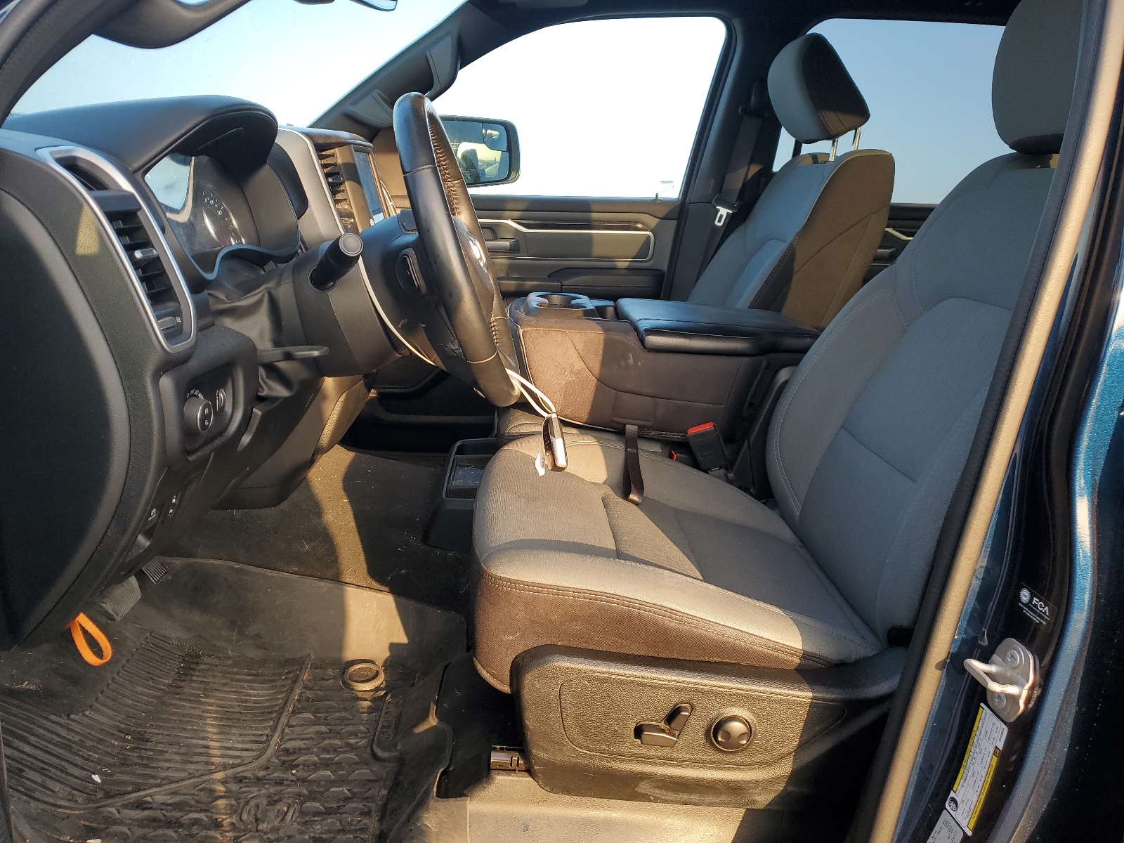 1C6SRFFT5NN433835 2022 Ram 1500 Big Horn/Lone Star