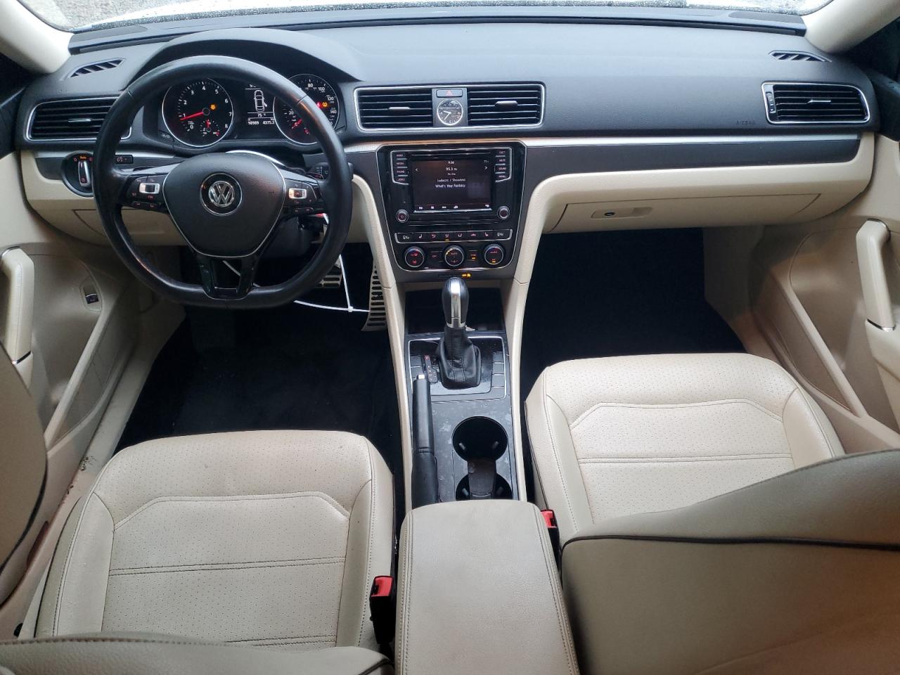 2017 Volkswagen Passat R-Line VIN: 1VWDT7A35HC085306 Lot: 62928184