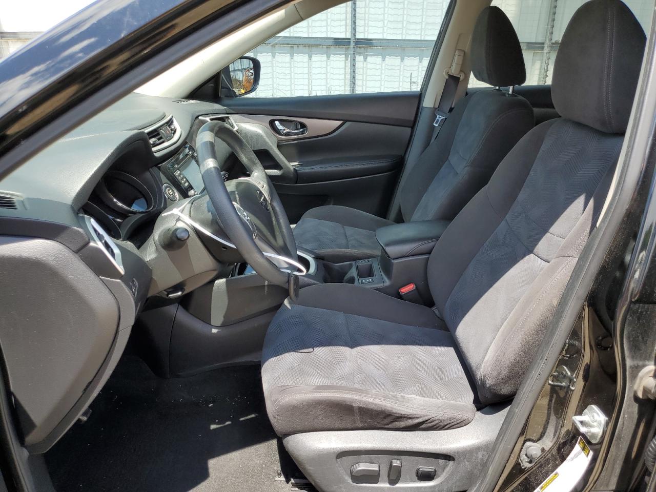 2015 Nissan Rogue S VIN: KNMAT2MV6FP505554 Lot: 64305094