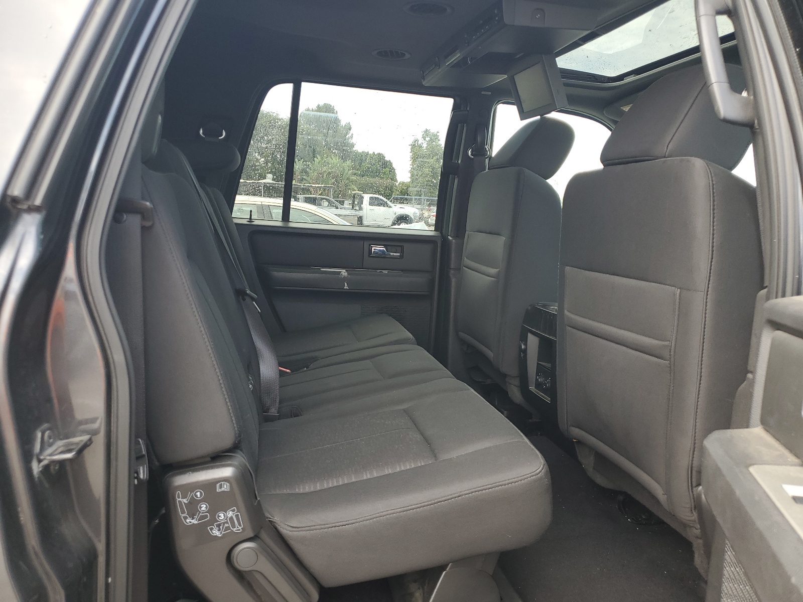 1FMFK15577LA24704 2007 Ford Expedition El Xlt