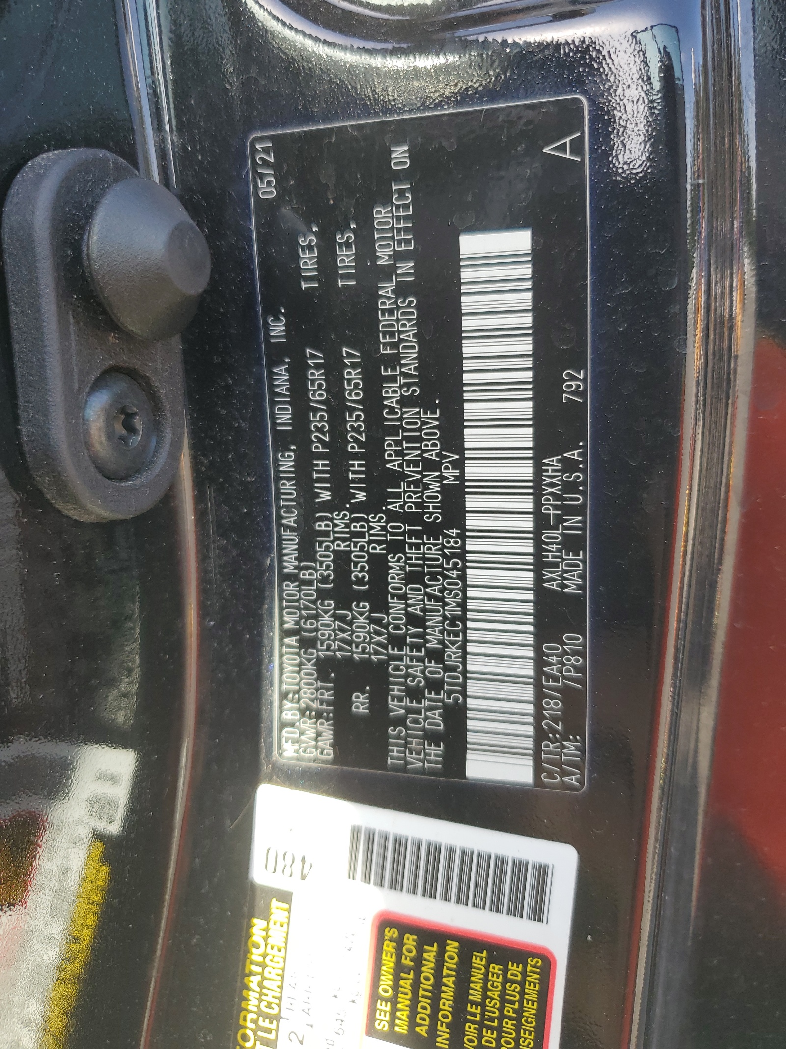 5TDJRKEC1MS045184 2021 Toyota Sienna Xle