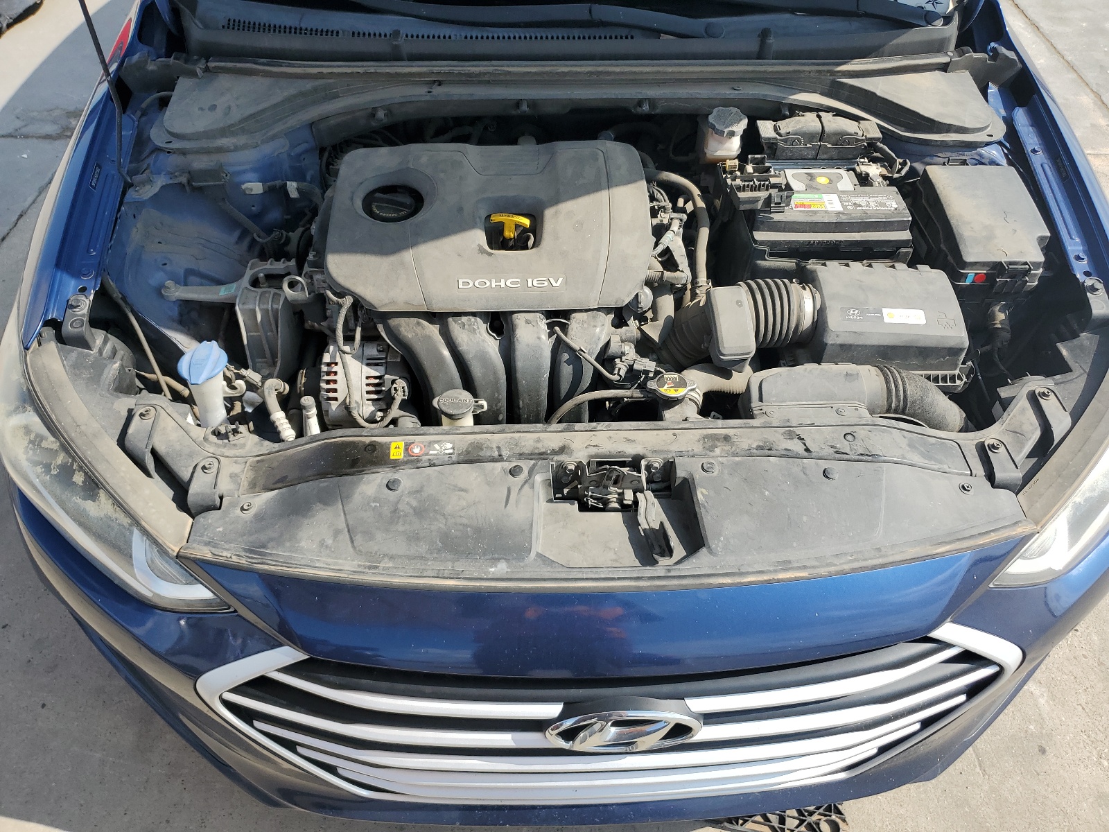 5NPD84LF5JH215802 2018 Hyundai Elantra Sel