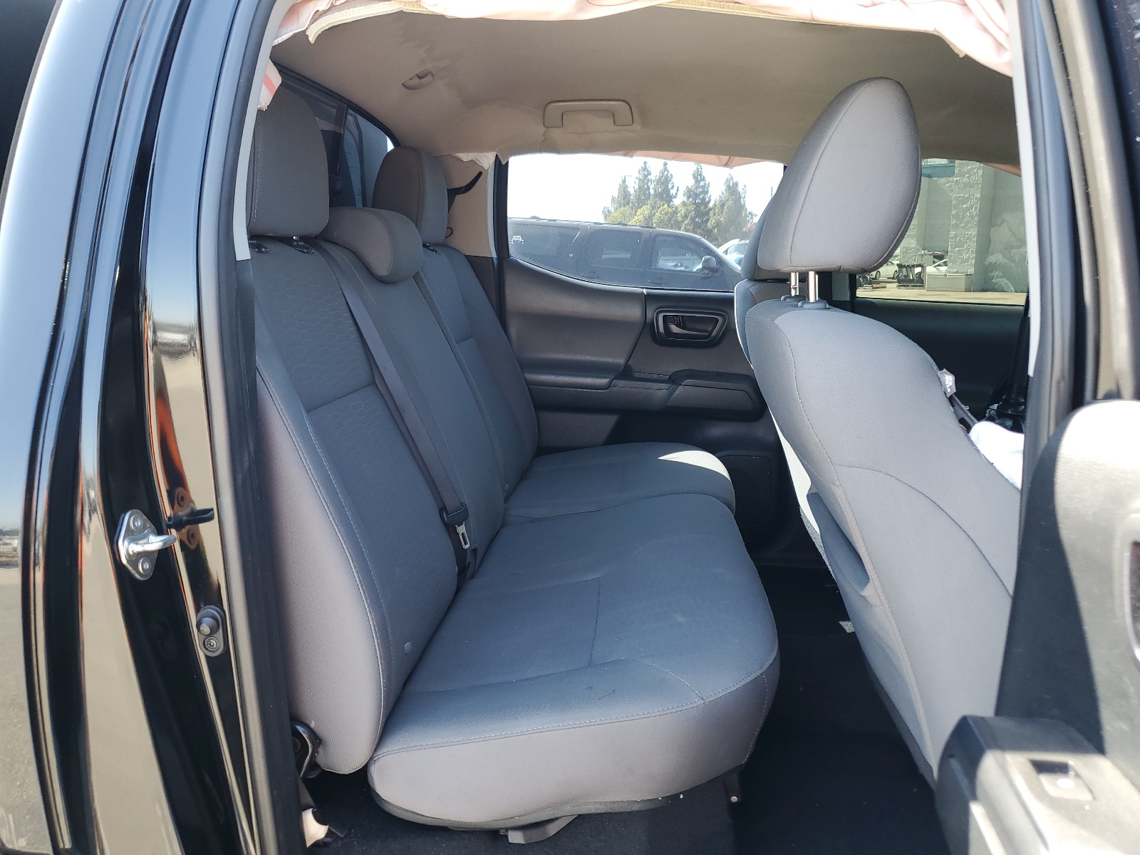 3TMCZ5AN6JM146833 2018 Toyota Tacoma Double Cab