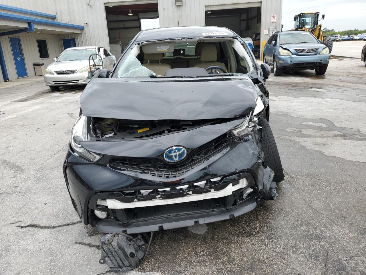 2015 Toyota Prius - Image 5