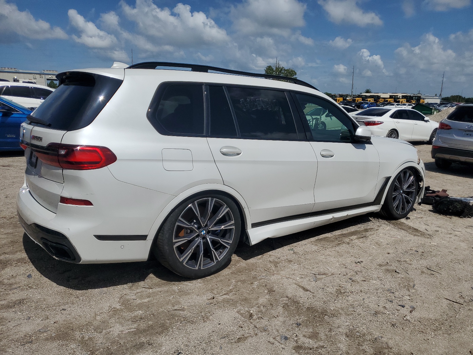 5UXCX6C0XL9D38031 2020 BMW X7 M50I