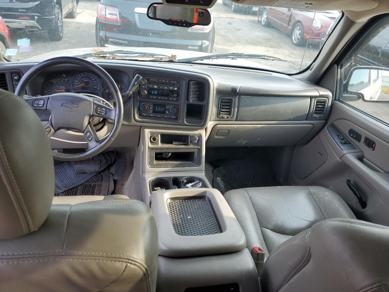 2004 Chevrolet Tahoe K1500 VIN: 1GNEK13Z74R137400 Lot: 65365114