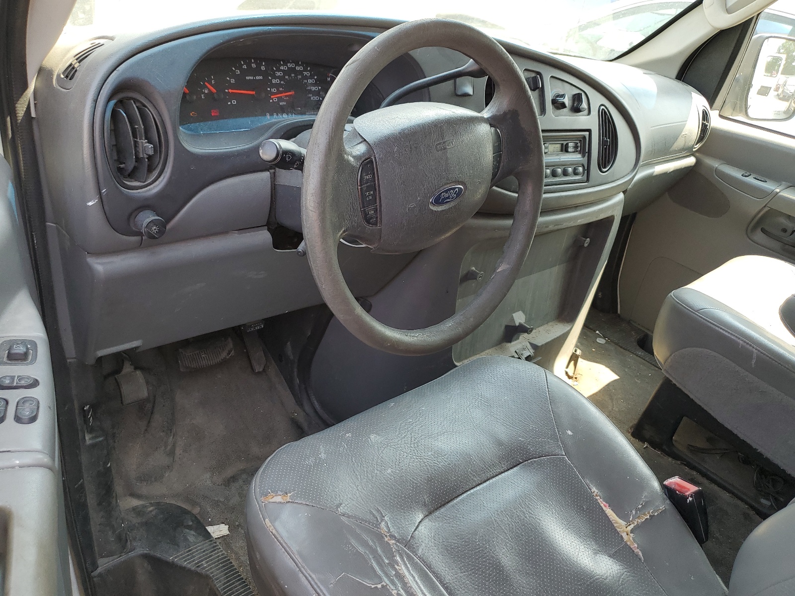 1FTNE14W98DA23910 2008 Ford Econoline E150 Van