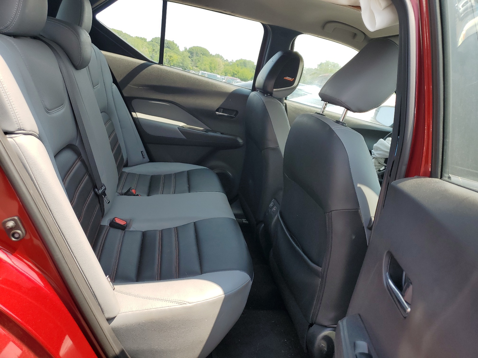 3N1CP5DV6ML548639 2021 Nissan Kicks Sr