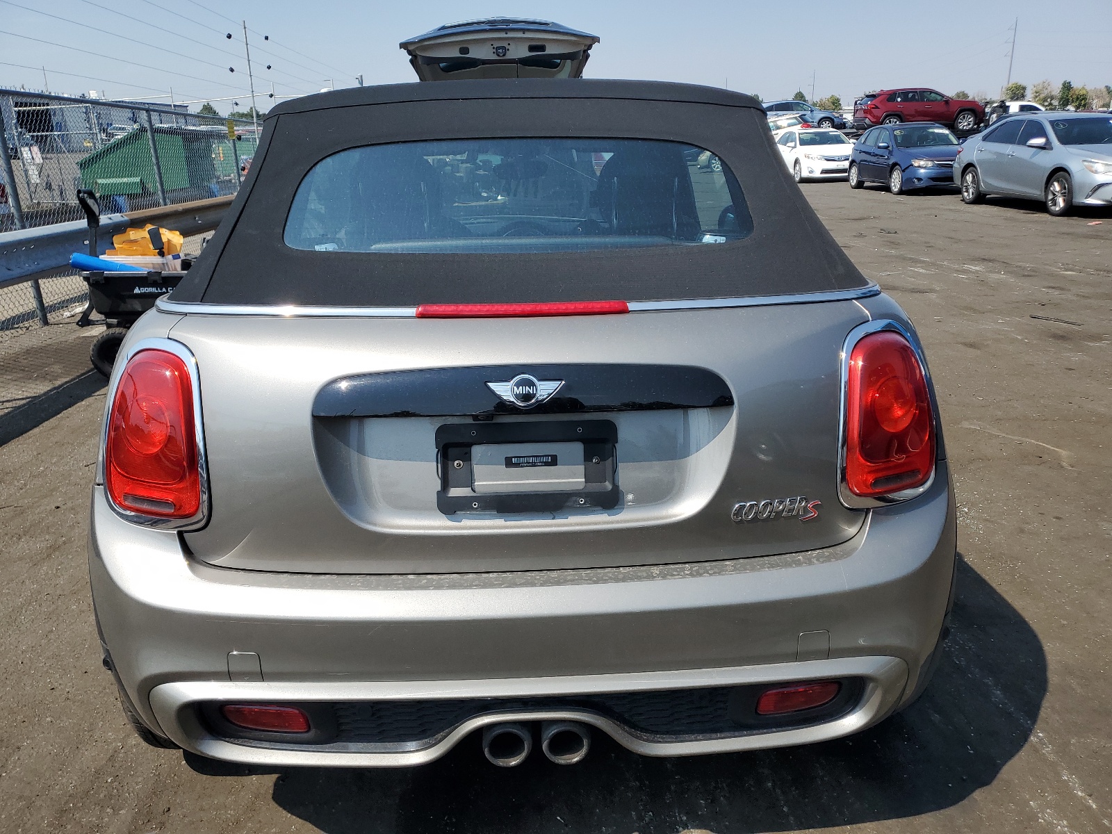 2017 Mini Cooper S vin: WMWWG9C36H3C82252