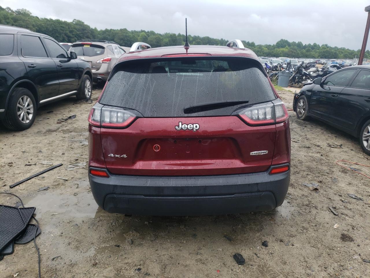 1C4PJMCB6KD169936 2019 Jeep Cherokee Latitude