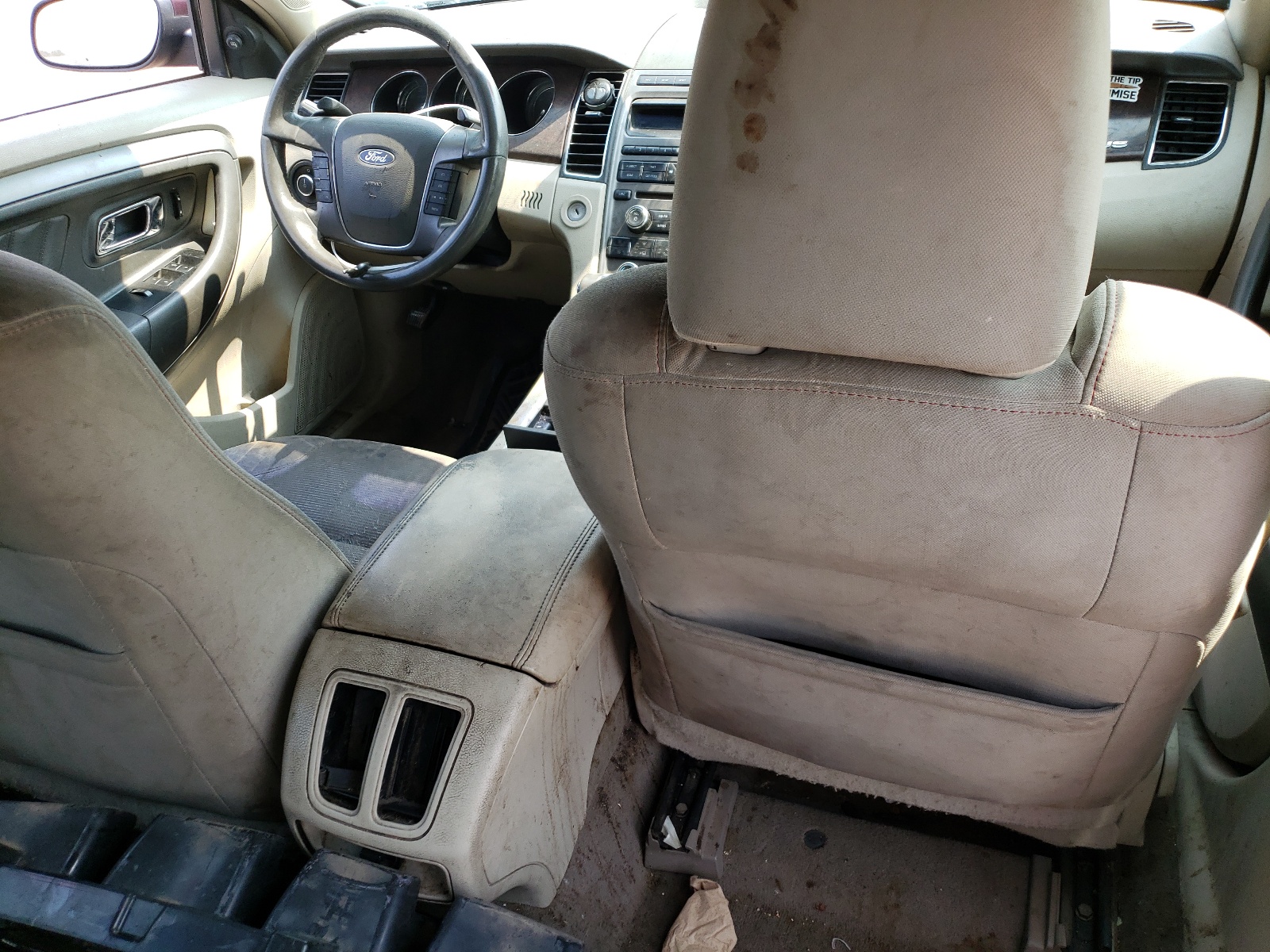 1FAHP2EWXBG131945 2011 Ford Taurus Sel