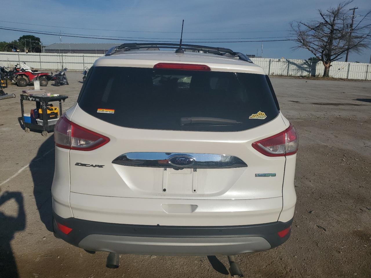 1FMCU0J91GUC36914 2016 Ford Escape Titanium