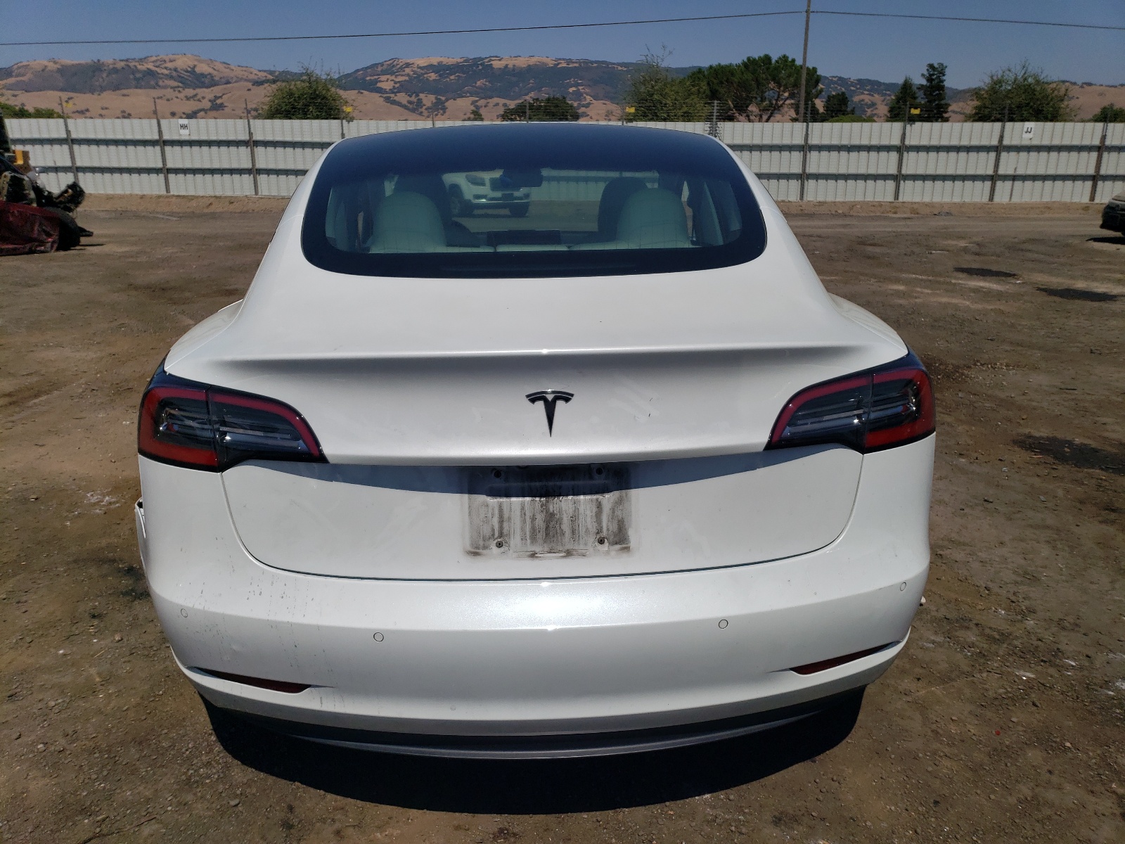 5YJ3E1EA0JF155463 2018 Tesla Model 3