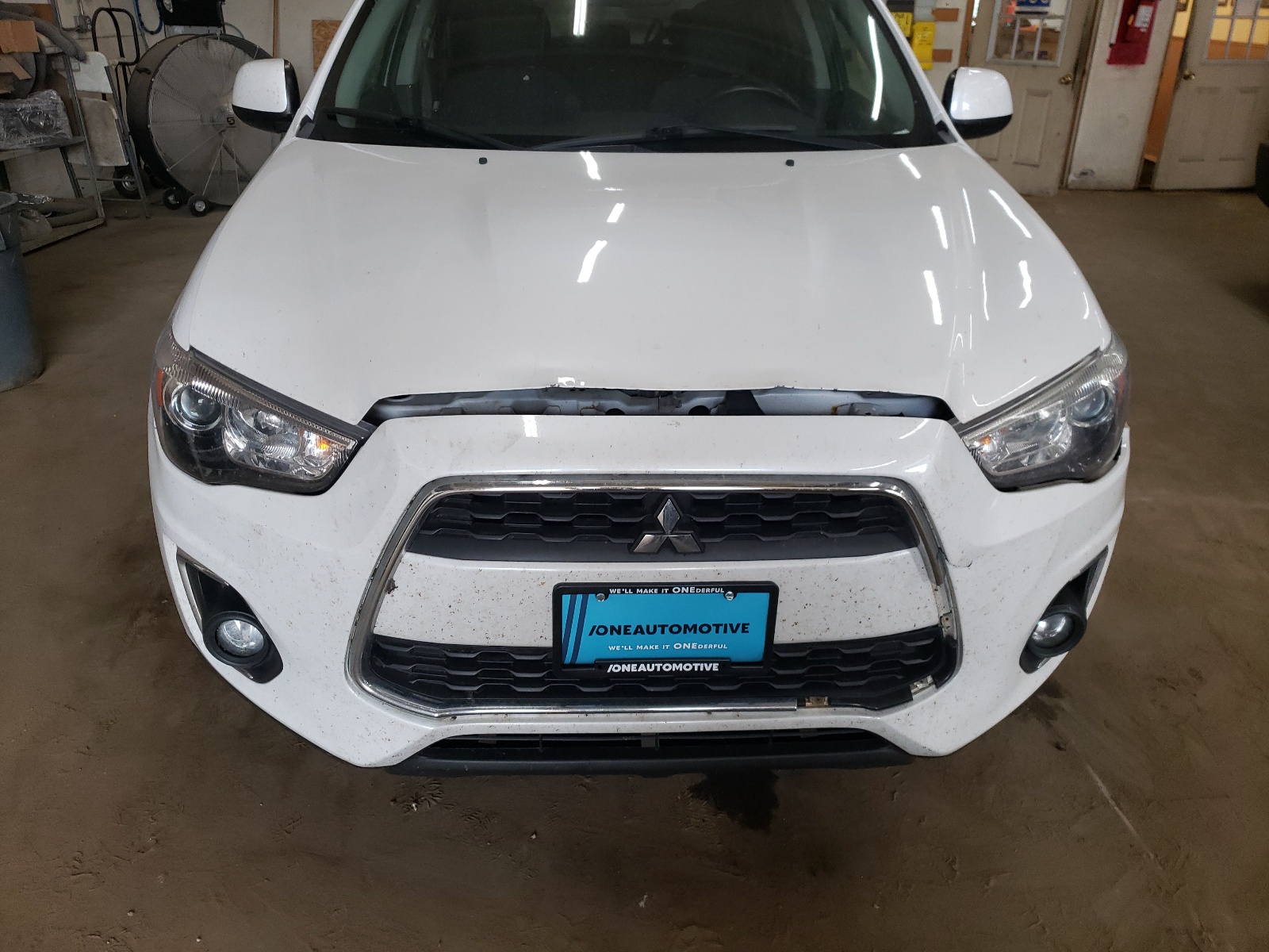 2015 Mitsubishi Outlander Sport Es vin: 4A4AR3AU8FE018814