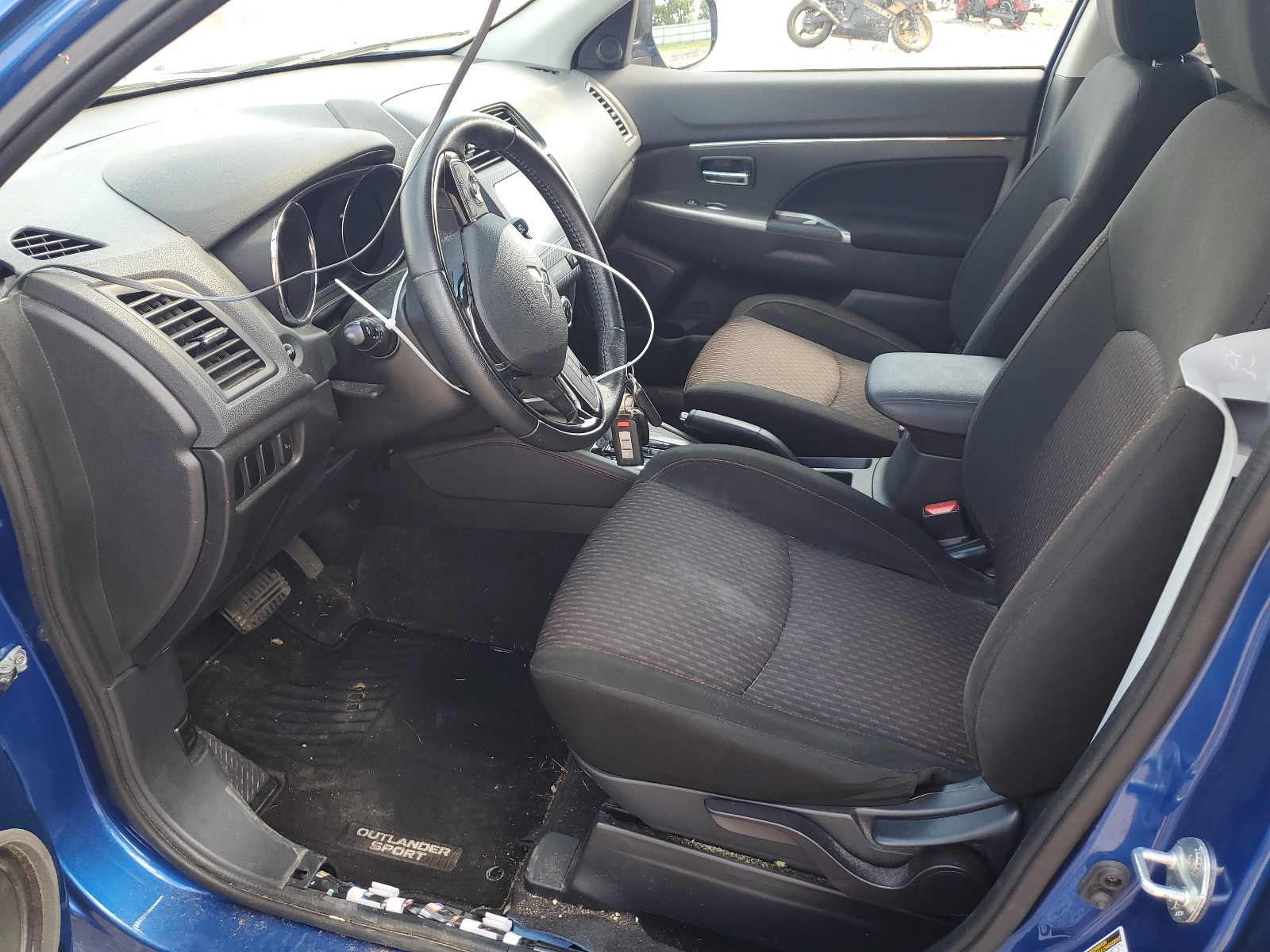 JA4AR3AU4KU030931 2019 Mitsubishi Outlander Sport Es