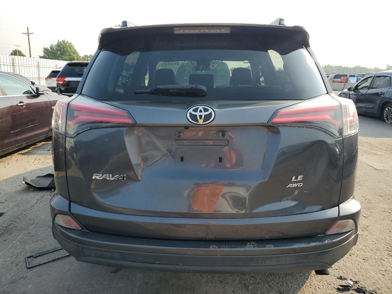 2018 Toyota Rav4 Le VIN: JTMBFREV8JJ196989 Lot: 64399434