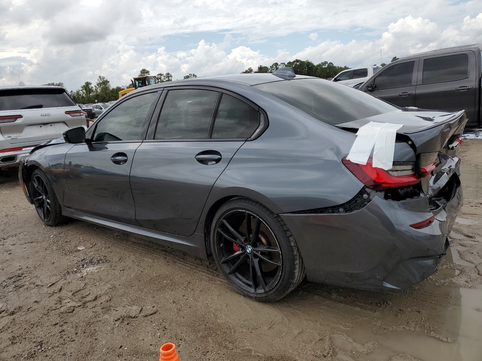 3MW5U7J07N8C25687 2022 BMW M340I