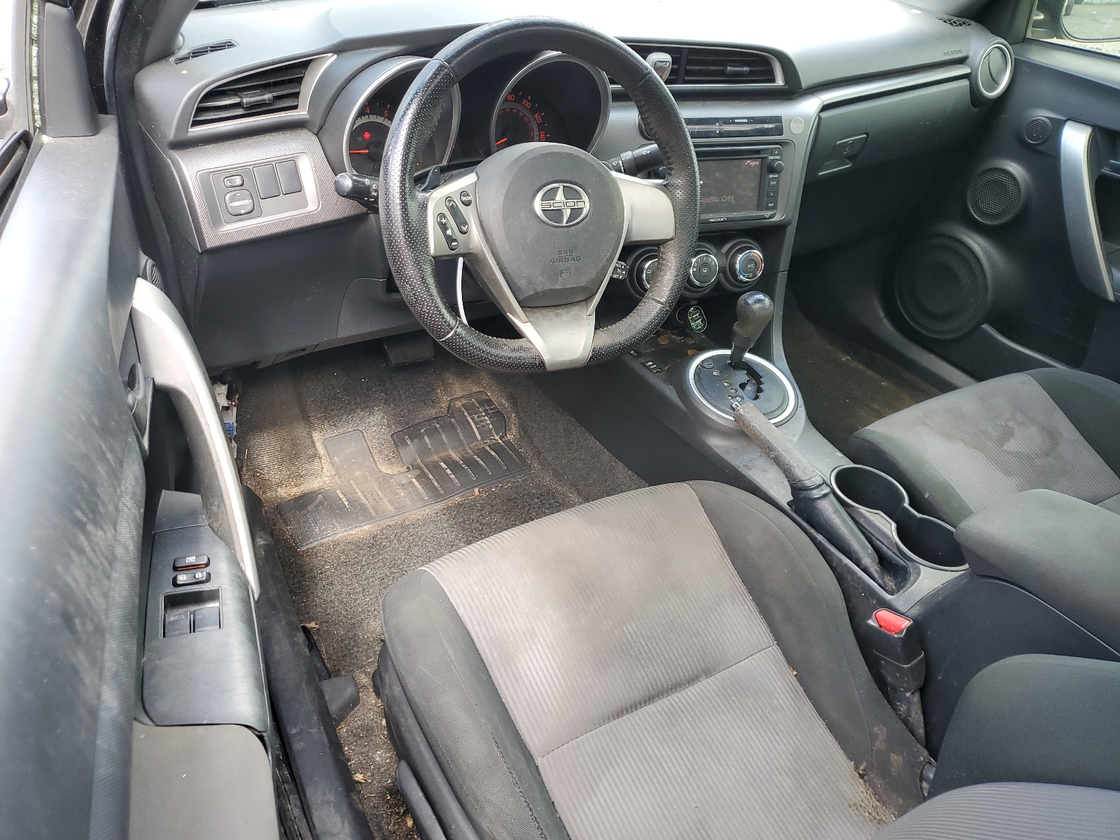 JTKJF5C7XFJ012838 2015 Toyota Scion Tc