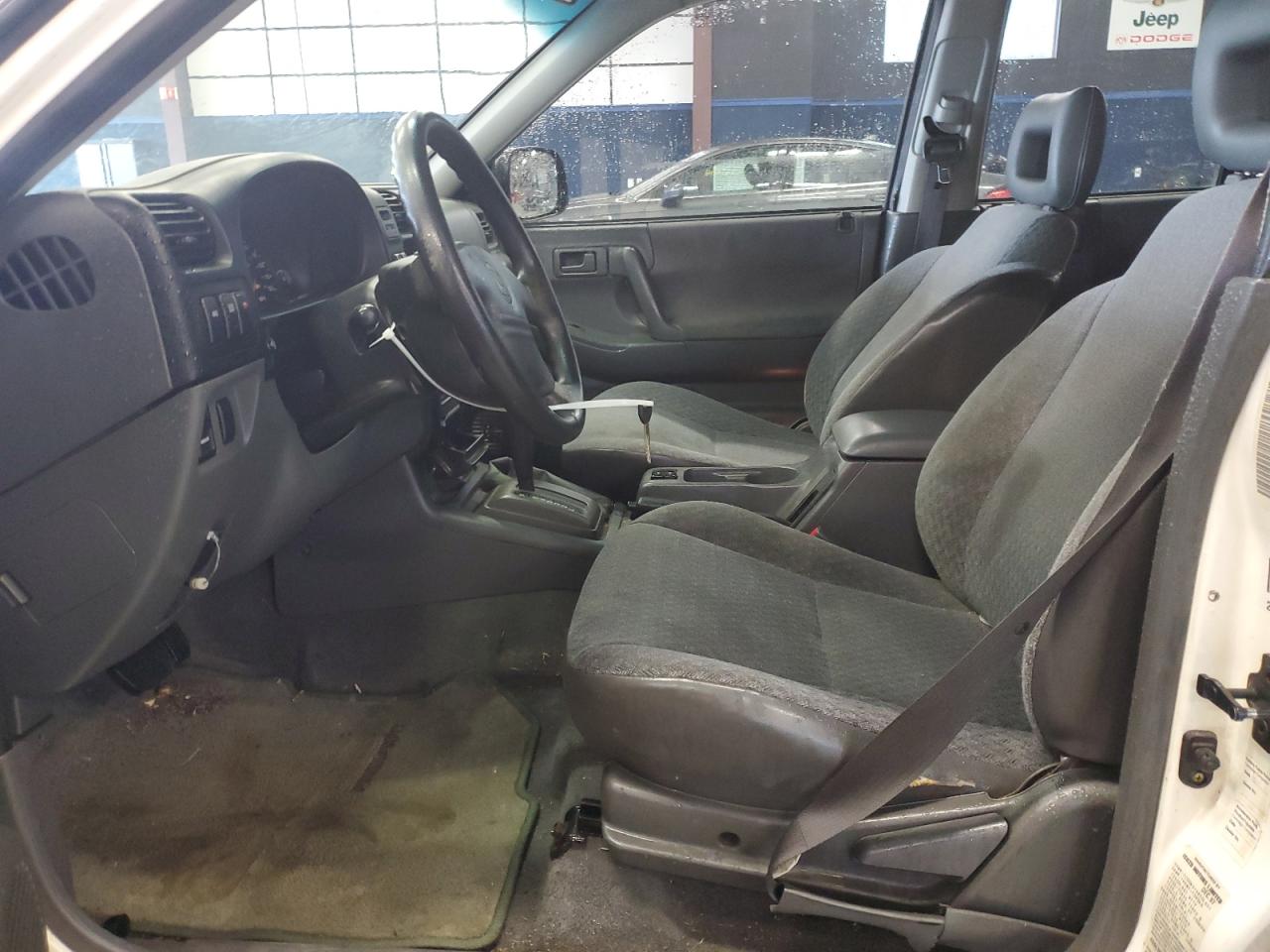 1998 Honda Passport Ex VIN: 4S6CM58W9W4409805 Lot: 64631074