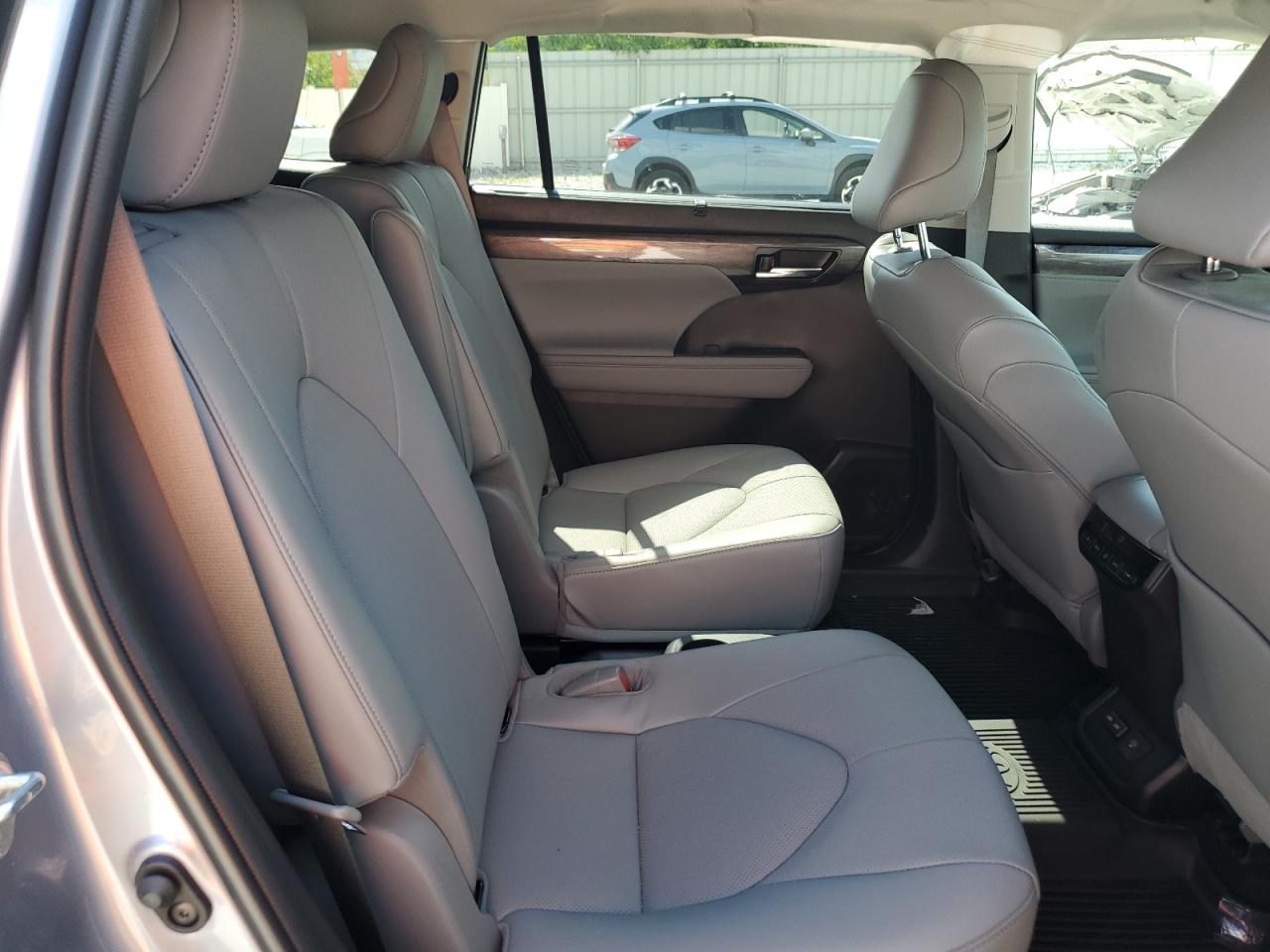 2022 Toyota Highlander Limited VIN: 5TDDZRBH4NS223838 Lot: 63253304