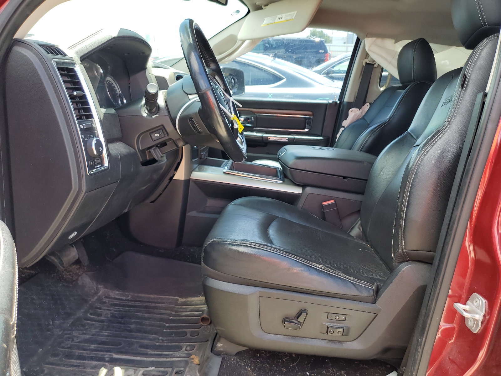 1C6RR6JT5ES144638 2014 Ram 1500 Laramie