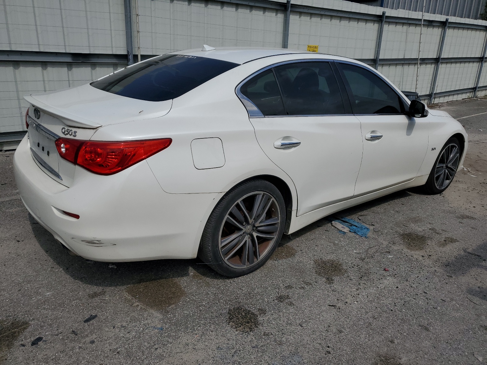 2016 Infiniti Q50 Premium vin: JN1EV7AR9GM344820