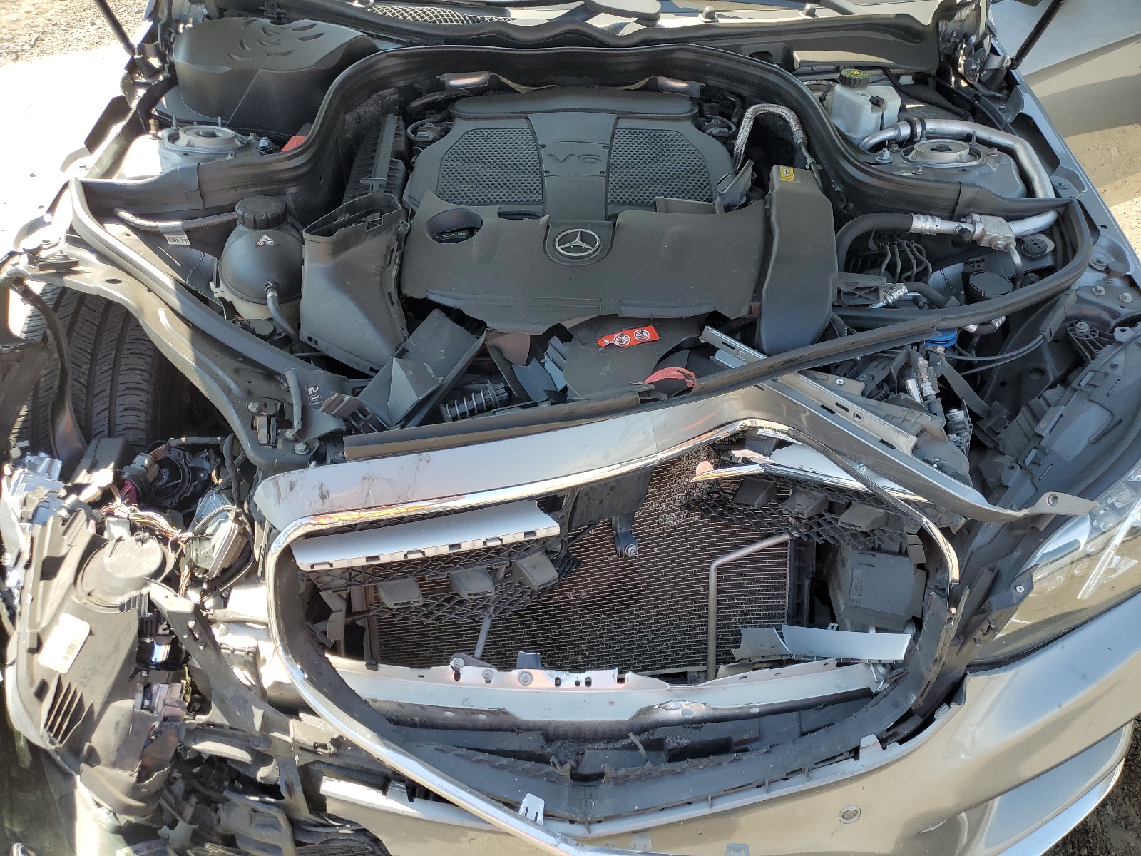 WDDHF5KB9EB044318 2014 Mercedes-Benz E 350