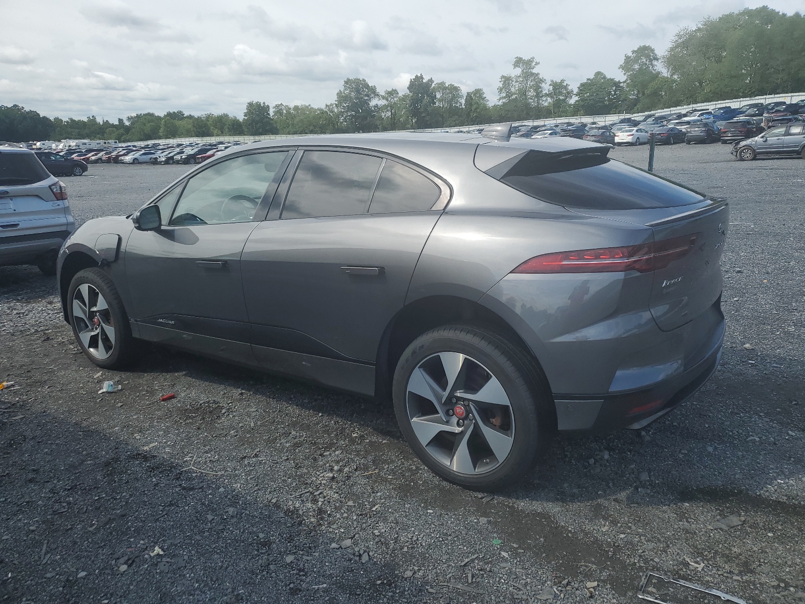 2019 Jaguar I-Pace Se vin: SADHC2S12K1F76186