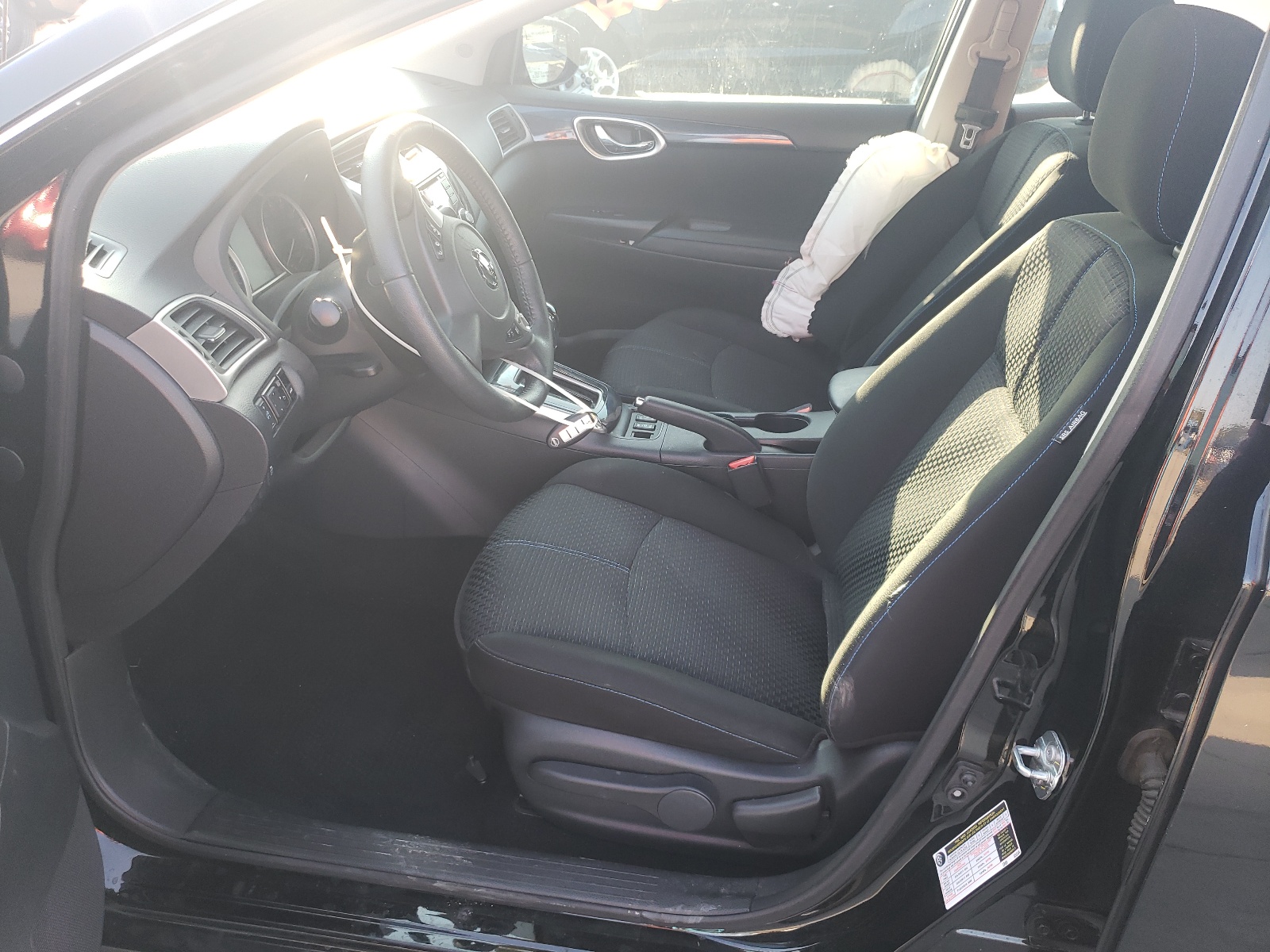 3N1AB7AP8JY254861 2018 Nissan Sentra S