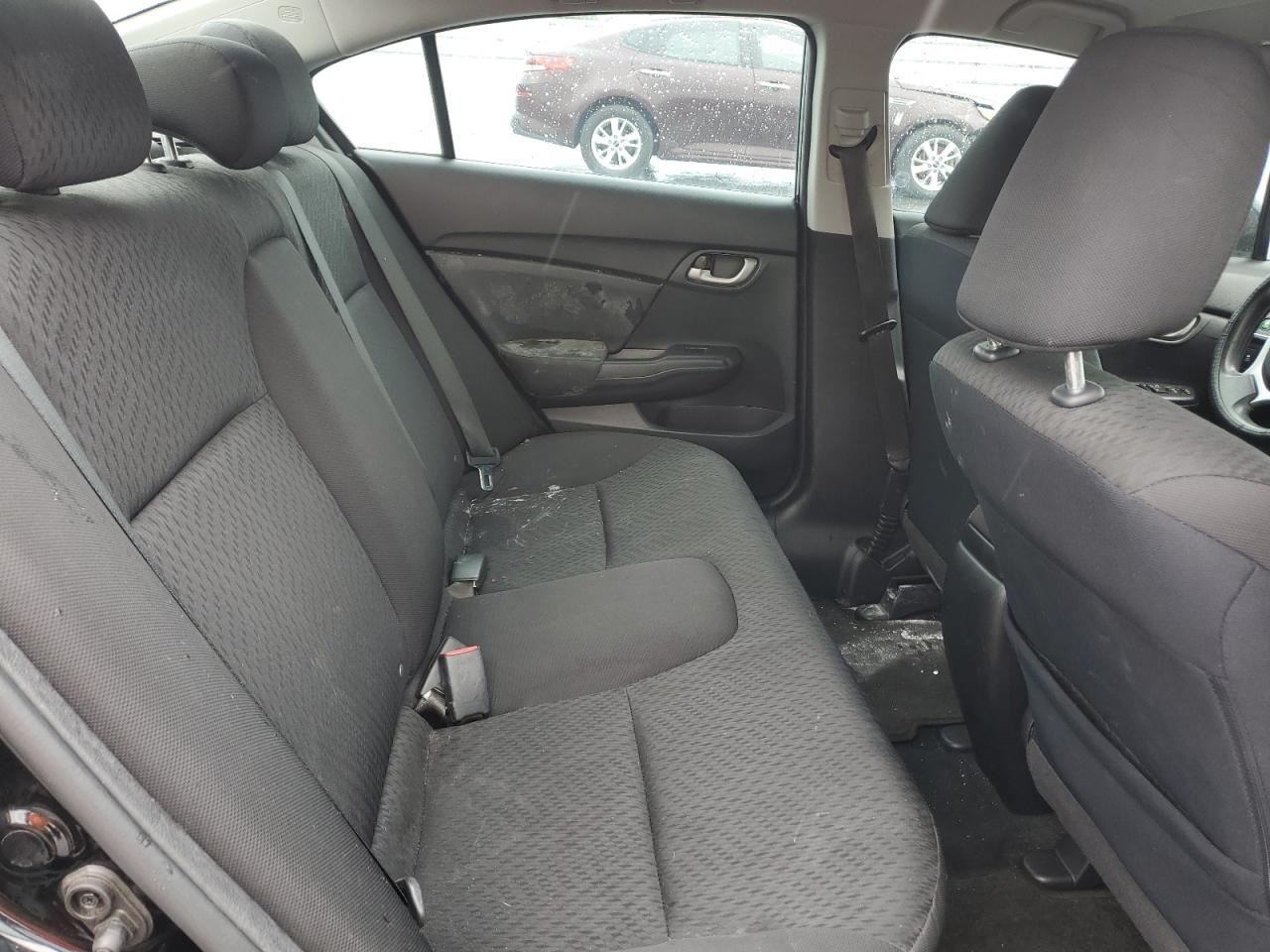 2HGFB2F72FH564808 2015 Honda Civic Se